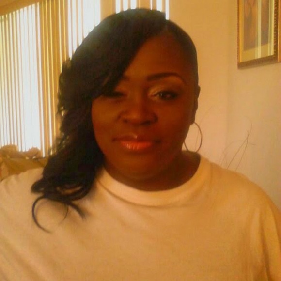 Meet your Posher, Regina - Picture 1 of 1